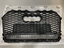 Load image into Gallery viewer, RS6 style Quattro grill for 2016-2018 Audi A6/S6 C7.5 with honeycomb fog "ACC" covers
