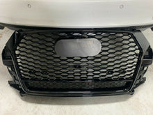 Load image into Gallery viewer, Q3 SQ3 RSQ3 Style 2015-2018 Gloss black Grill Grille Emblem Quattro
